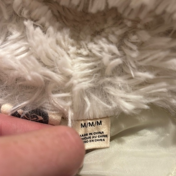 Roxy Pink and White Teddy Jacket Cozy Faux Fur - Picture 10 of 11